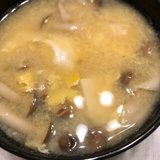 しめじと豆腐の卵スープ